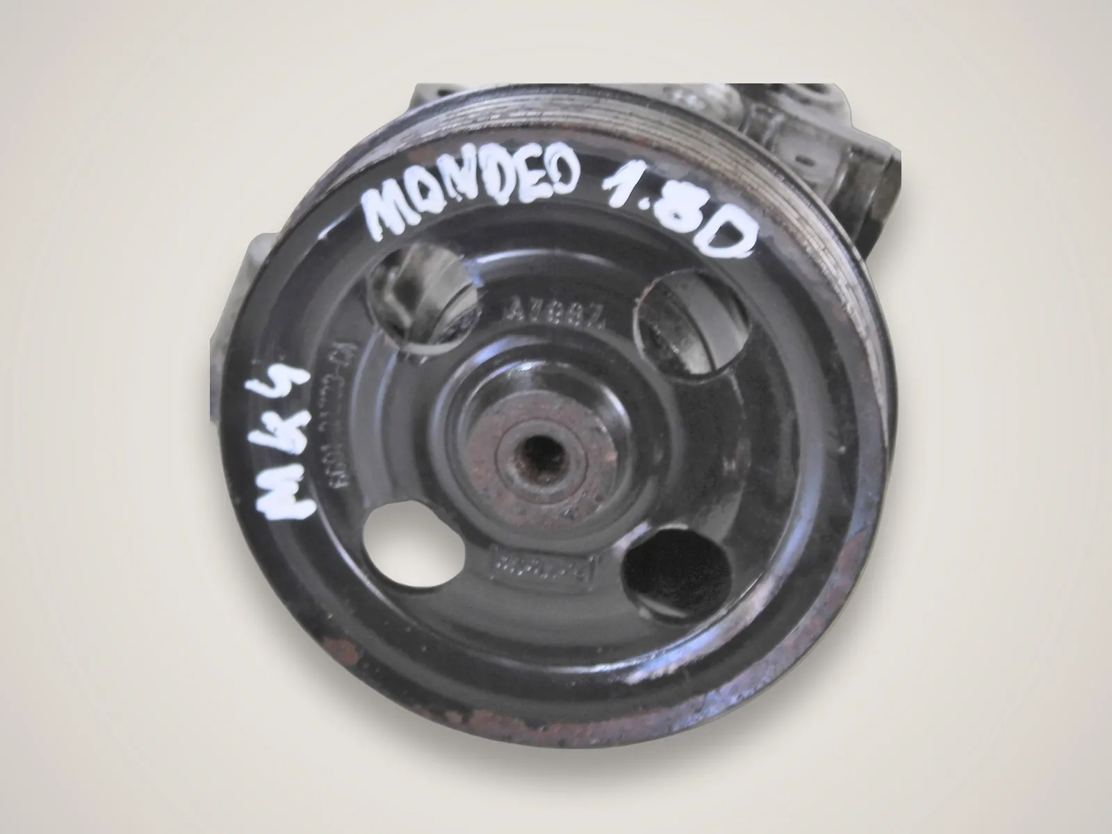 Ford Mondeo MK4 — шків насоса ГПК 6G913A695CA (1.8D)