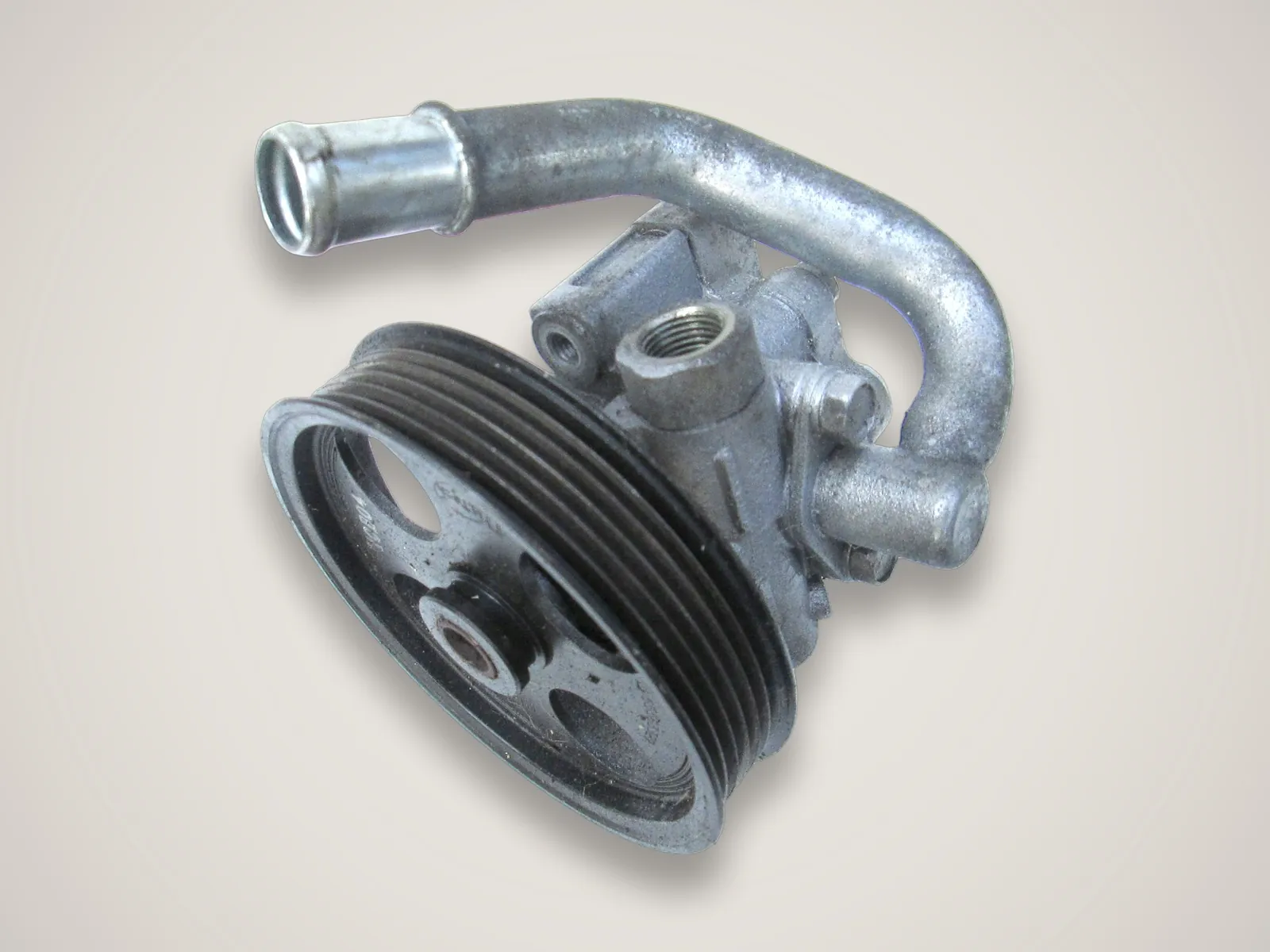Opel Astra J — насос гідропідсилювача керма 13268906, 55563329 (2.0 CDTI)