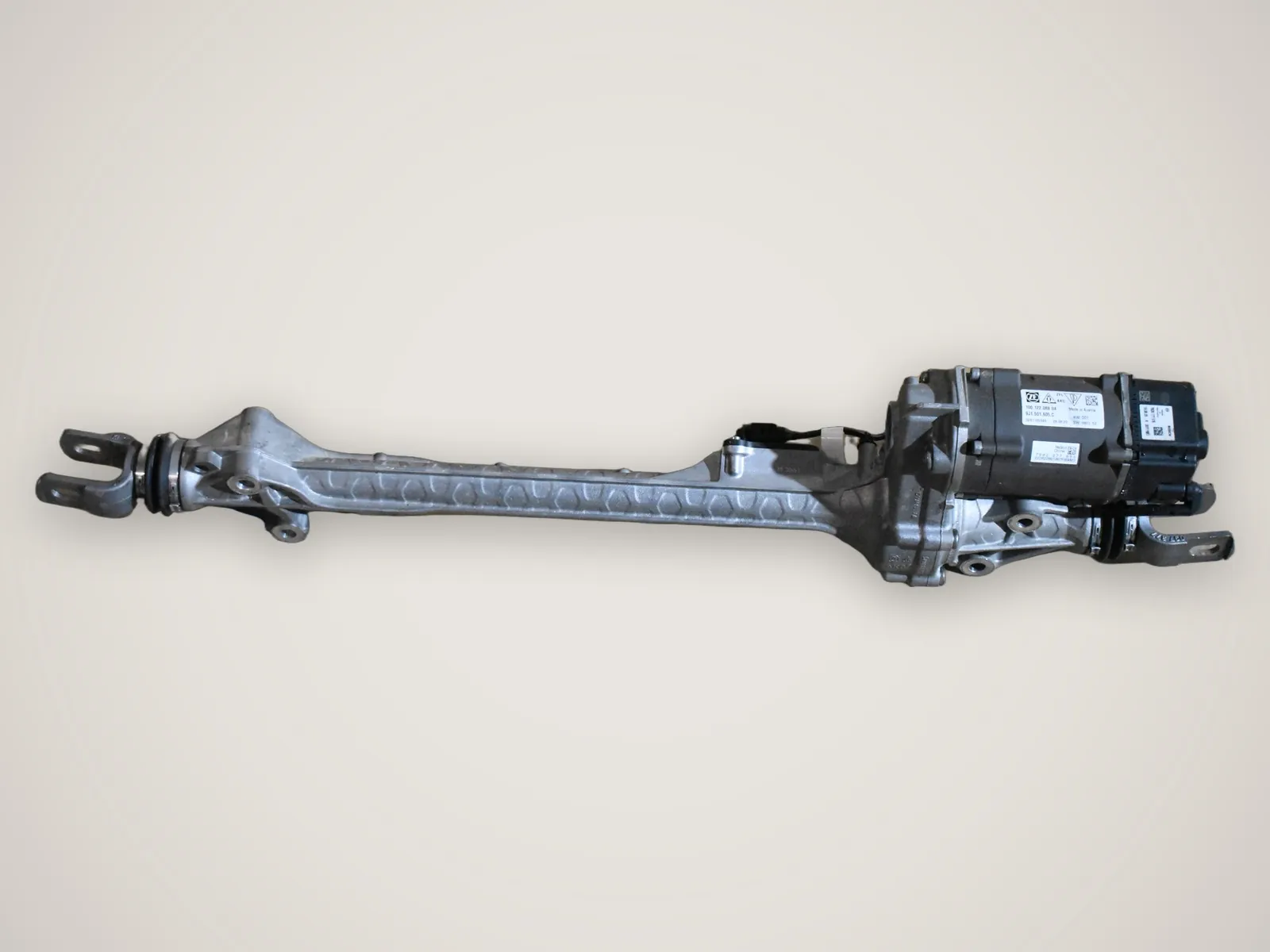 Porsche Taycan — рульова рейка 9J1501605C