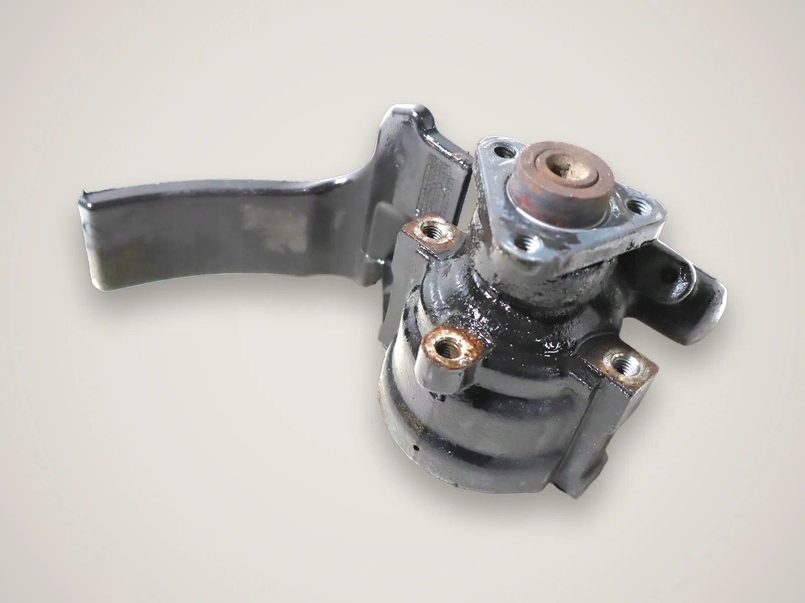 Alfa Romeo 147 — насос гідропідсилювача керма 46758670 (2009)