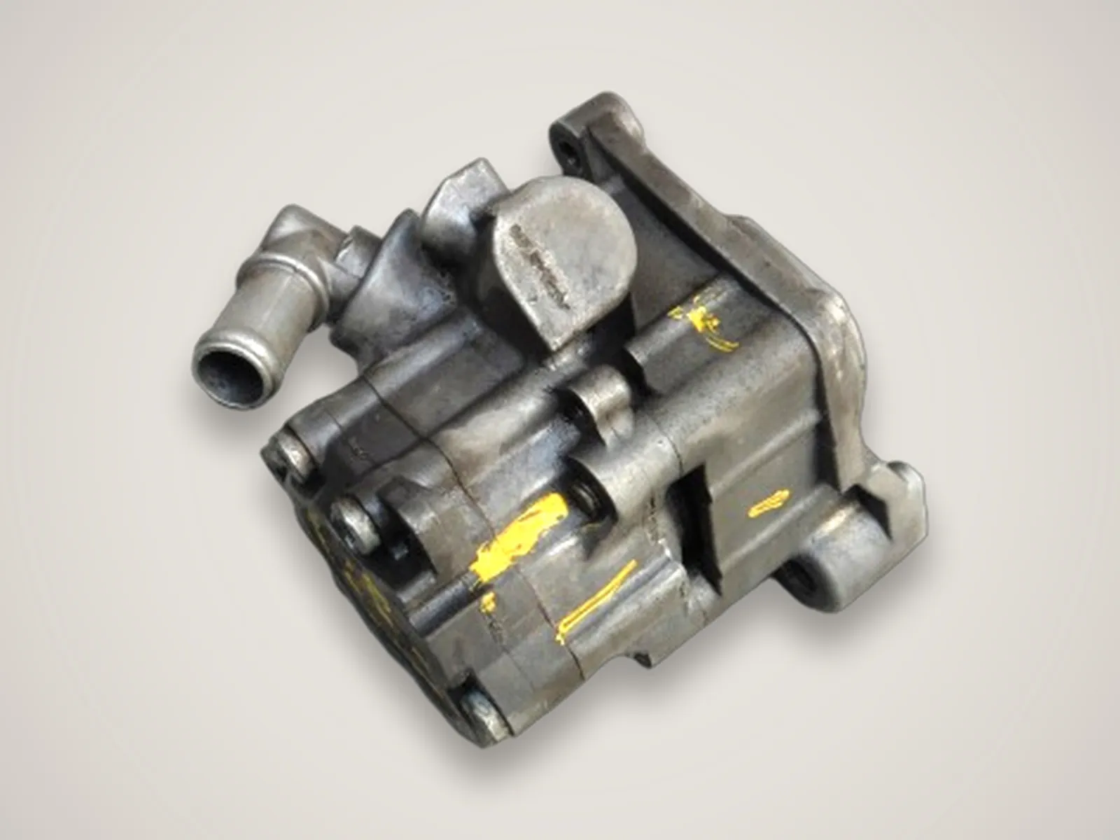 Audi A4 — насос гідропідсилювача керма 4Z7145156E (4.2 V8)