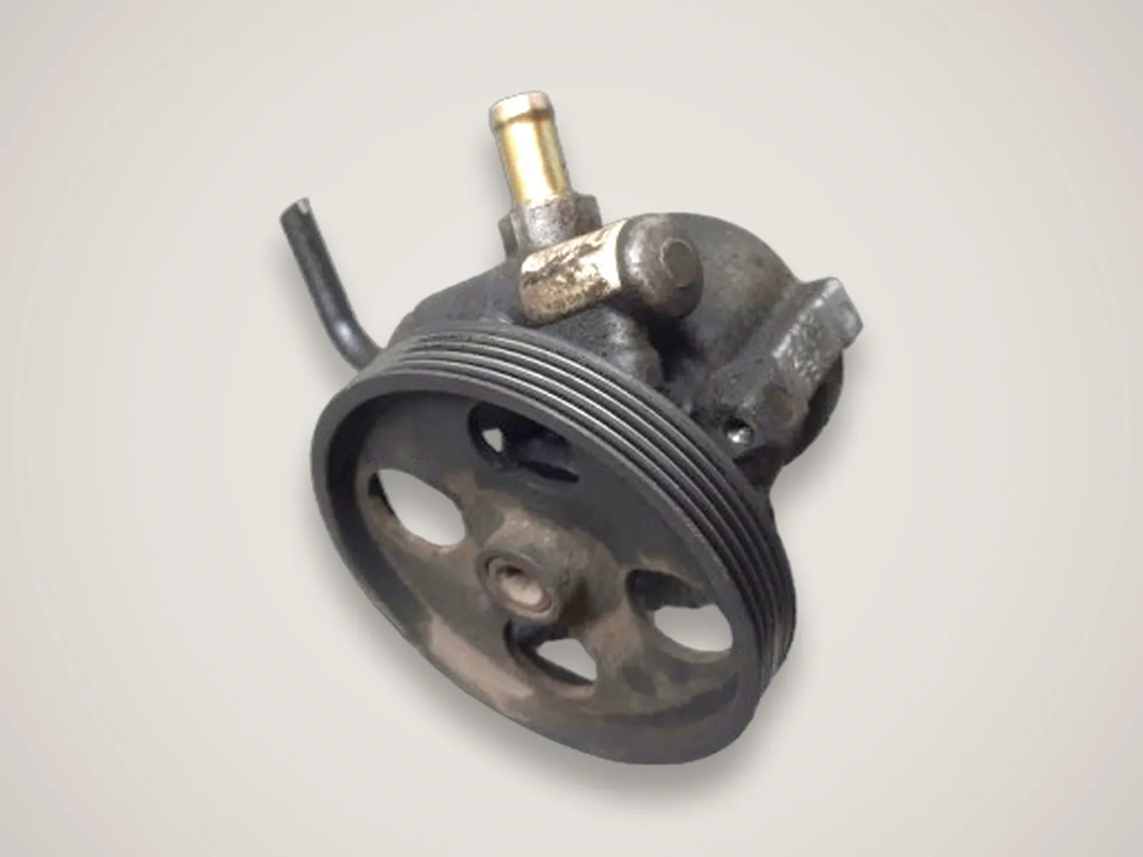 Peugeot Partner — насос гідропідсилювача керма 26057304 (1996–2002)