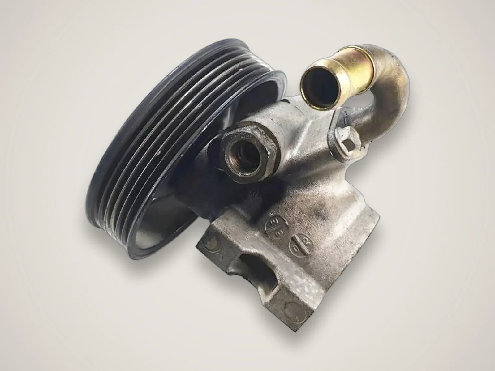 Chevrolet Captiva — насос гідропідсилювача керма (2006)