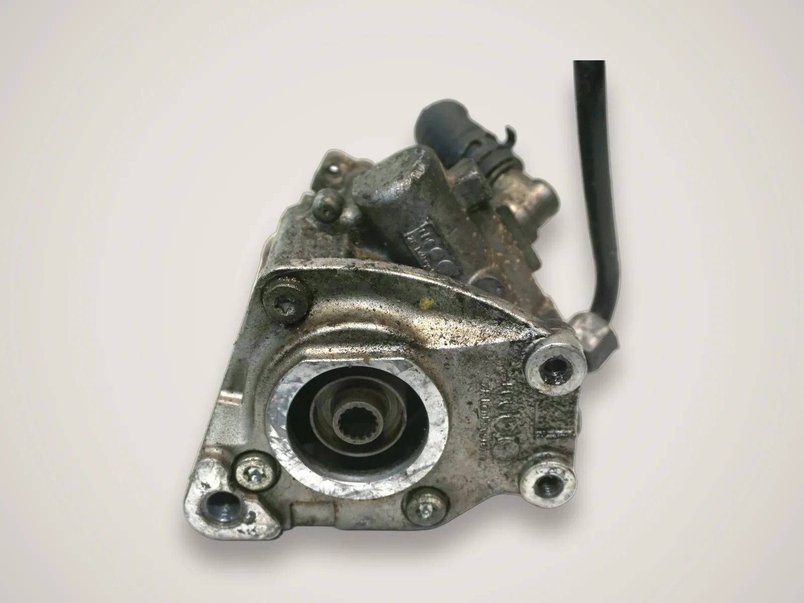 Audi A4 B6 — насос гідропідсилювача керма 4Z7145156E (4.2 V8)