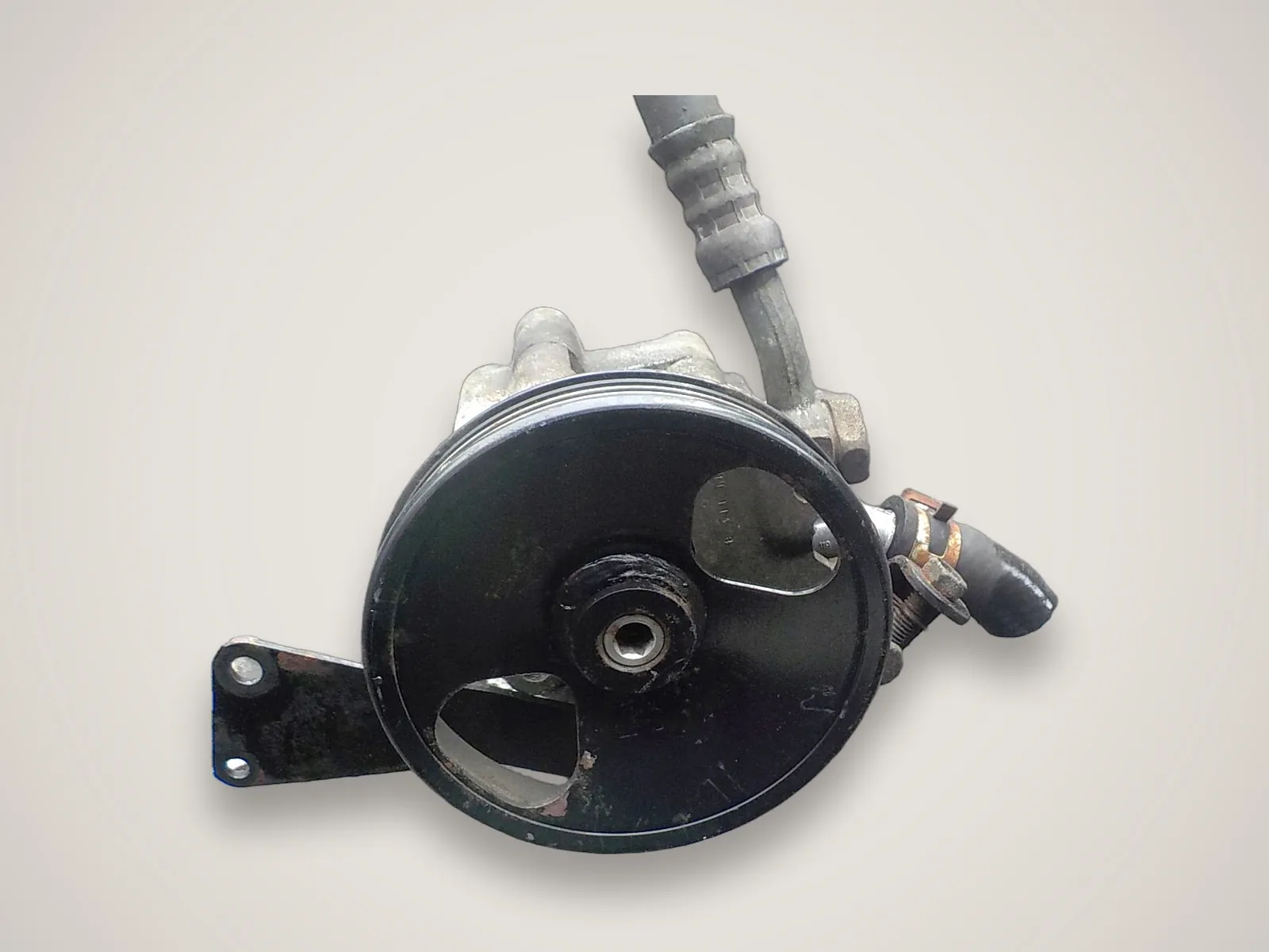 Nissan Almera N16 — насос гідропідсилювача керма 7613955144 (1.6)
