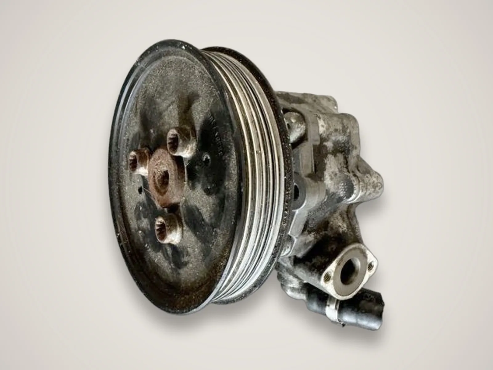 Audi A4 B8 — насос гідропідсилювача керма 8K0145154