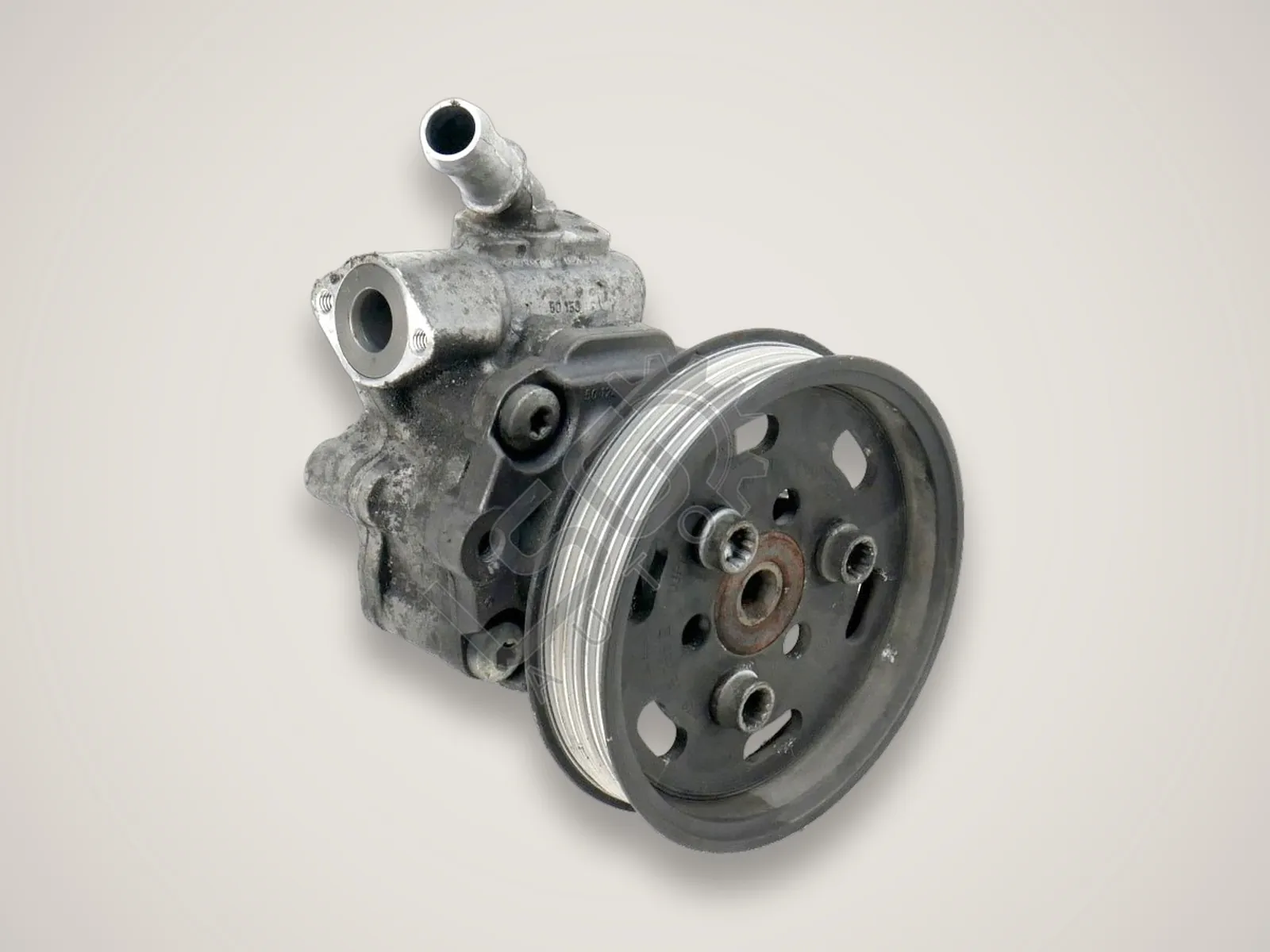 Audi A4 B8 — насос гідропідсилювача керма 8R0145155N