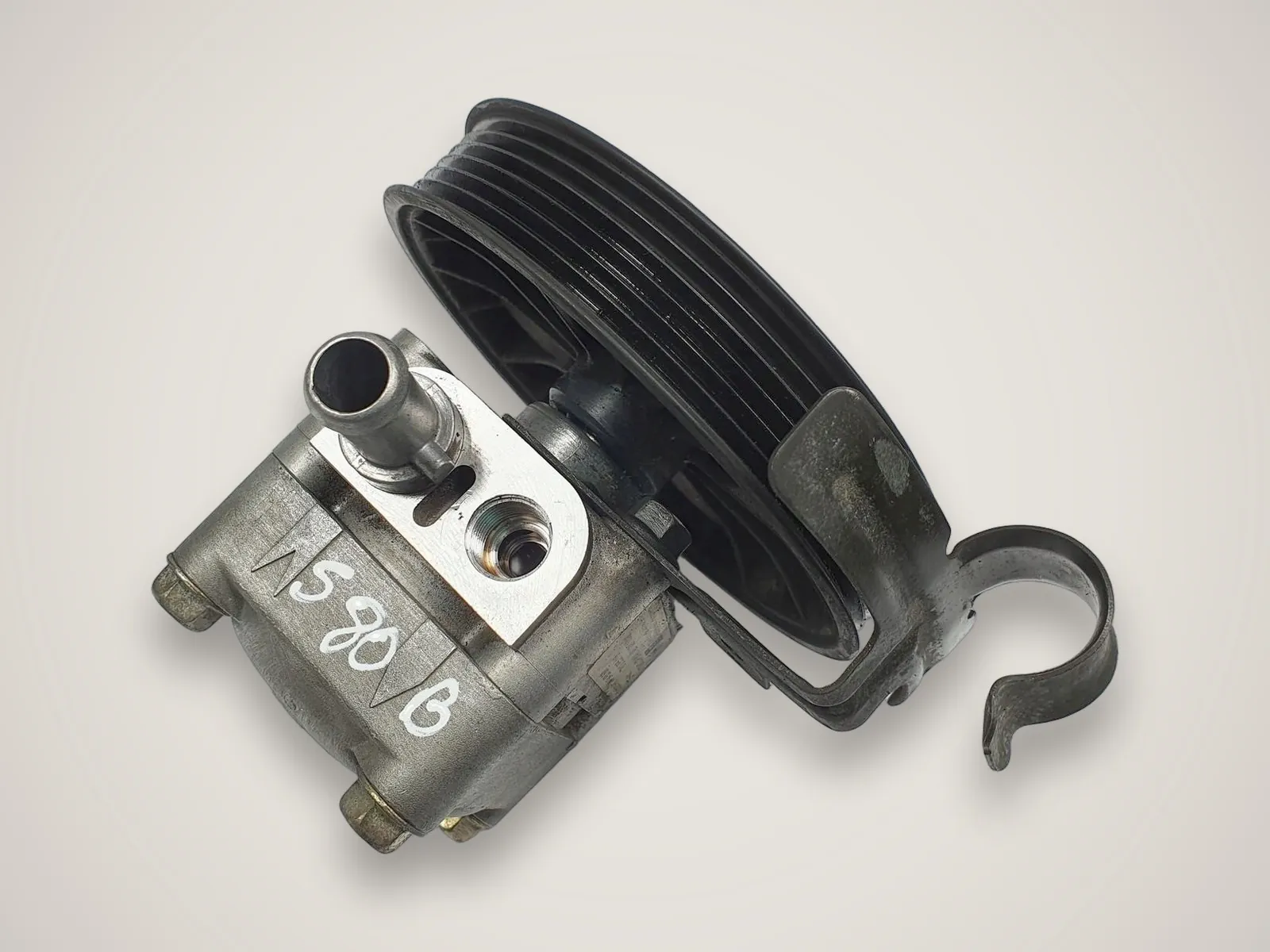 Volvo S80 I — насос гідропідсилювача керма 9485757 9485861 (2000)