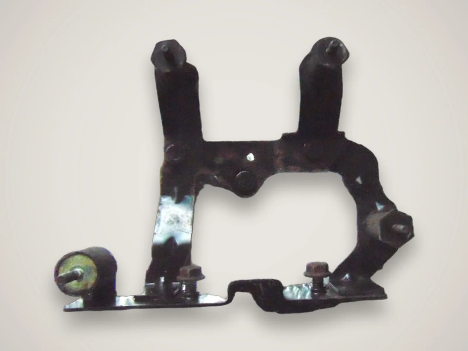 Mini Cooper R50 R52 R53 — кронштейн насоса ГПК 6760252