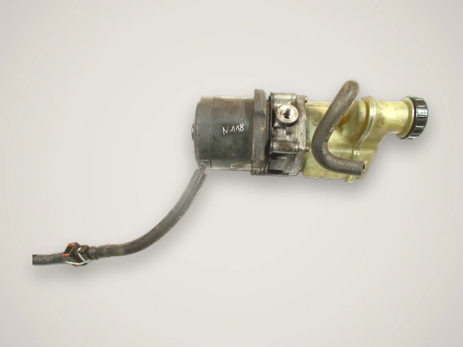 Nissan Almera N16 — електронасос гідропідсилювача керма 183169610B 114410B 030220A