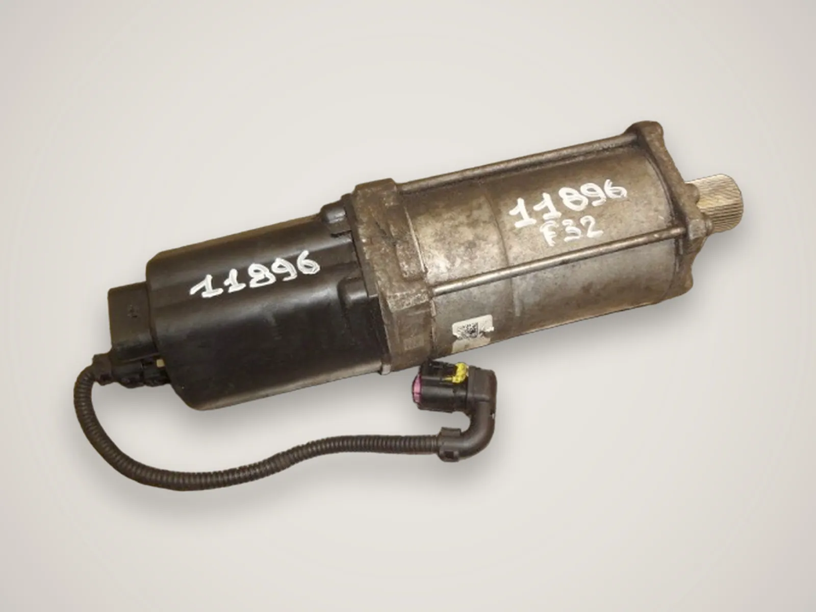BMW 4 F32/F33/F36/F82/F83 — насос гідропідсилювача керма 862808, V29010262 (2013–2020)