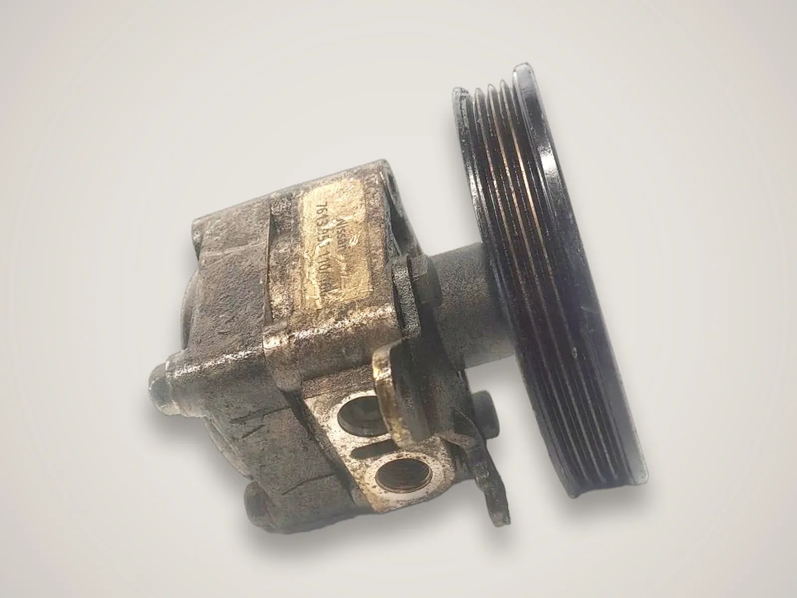 Nissan Almera N16 — насос гідропідсилювача керма 7613955110