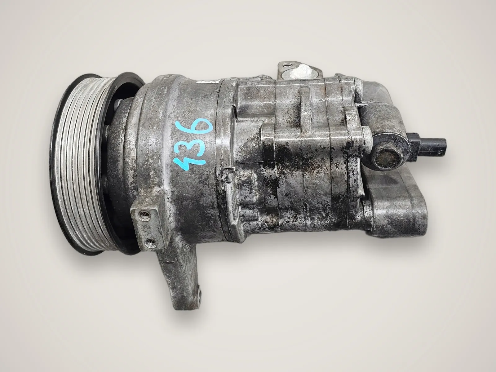 BMW 7 F01 — насос гідропідсилювача керма LFR540 LH2115347 LH2115369