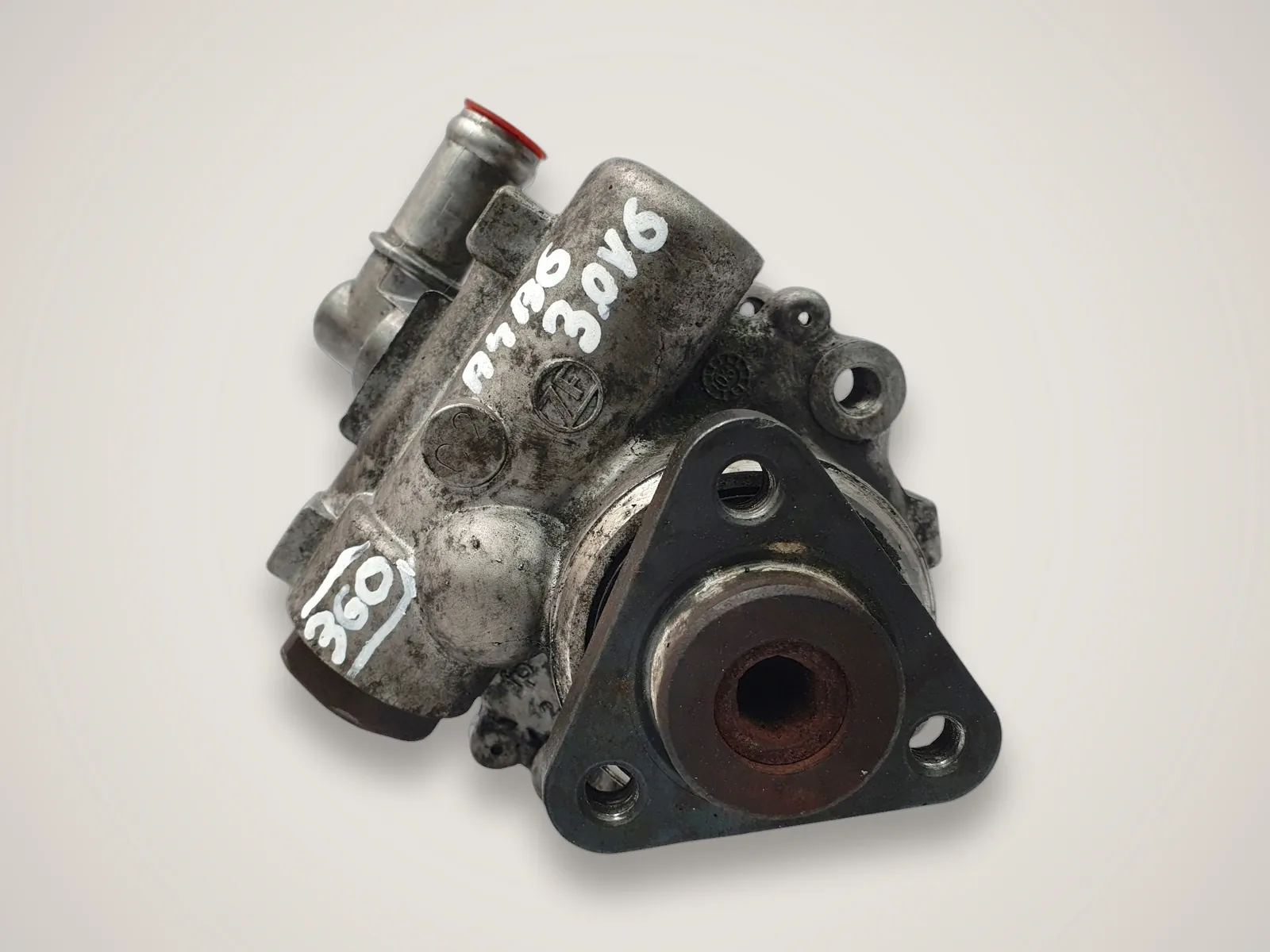 Audi A4 B6 — насос гідропідсилювача керма 7691955316 8E0145155E (3.0 V6)