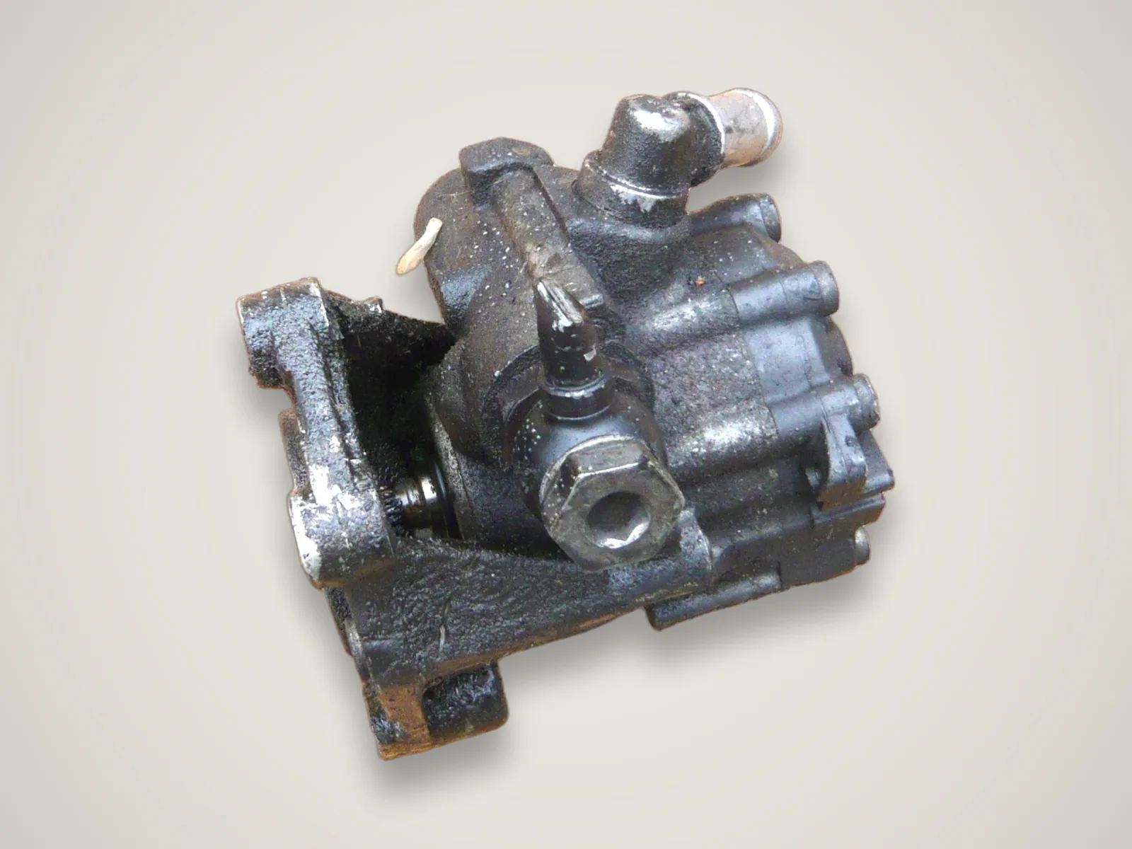 Audi A6 C6 — насос гідропідсилювача керма 4F0145155B, 7695955501