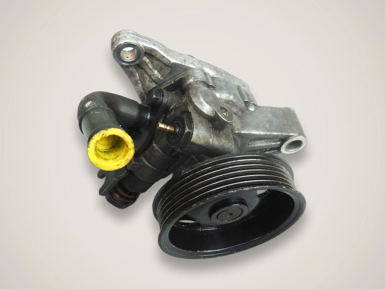 Kia Opirus GH — насос гідропідсилювача керма 571003F001480 (3.5)