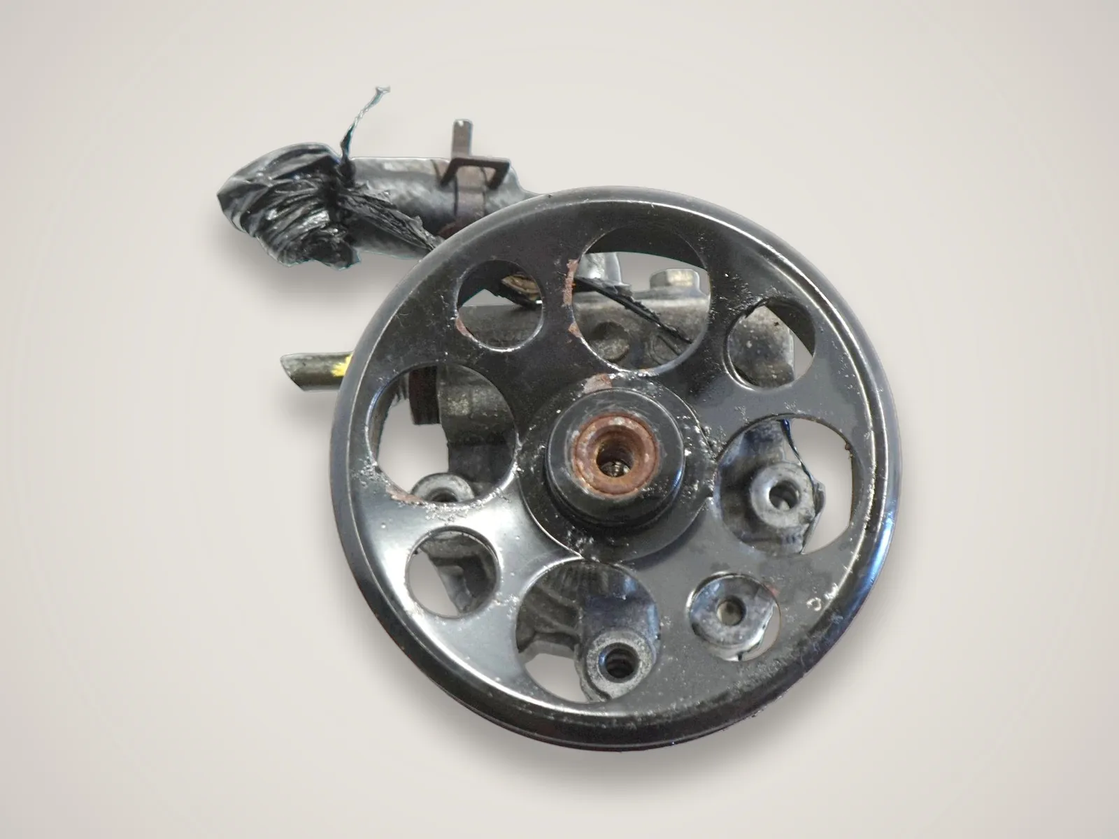 Opel Antara — насос гідропідсилювача керма (2012)