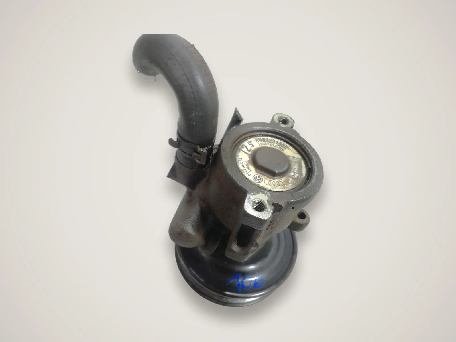 Volkswagen Polo 6N — насос гідропідсилювача керма 0N6422155F, 26056532 (1.4)