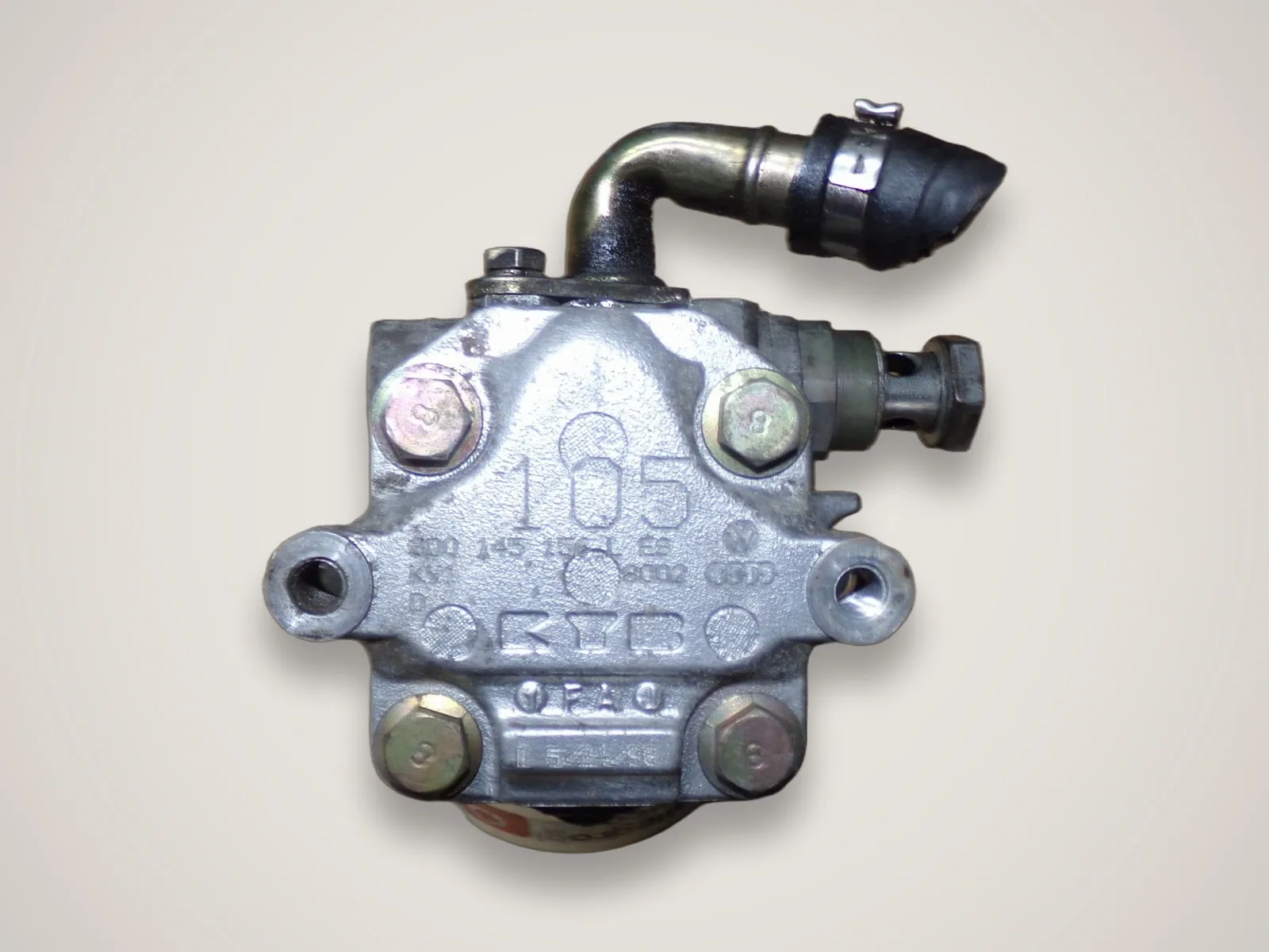 Audi A4 B5 — насос гідропідсилювача керма 8D0145156L
