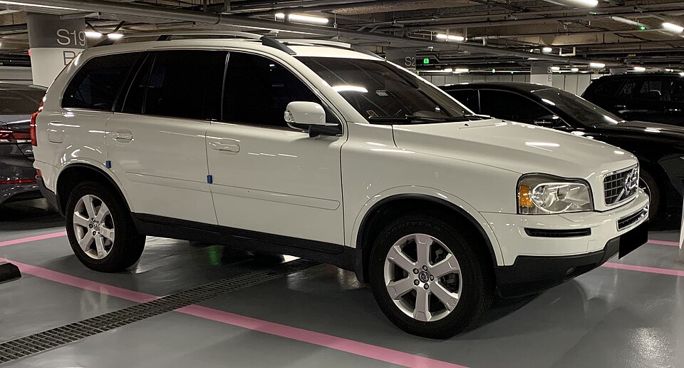 Volvo XC90 I