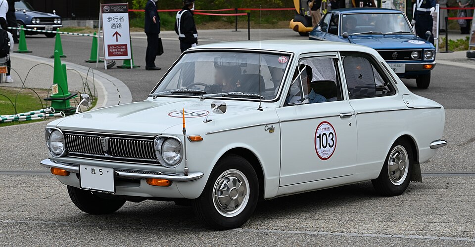 Toyota COROLLA E120