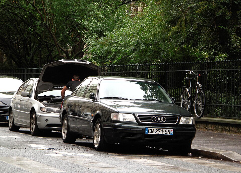 Audi A6 C4