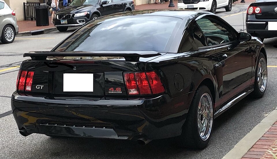 Ford Mustang IV