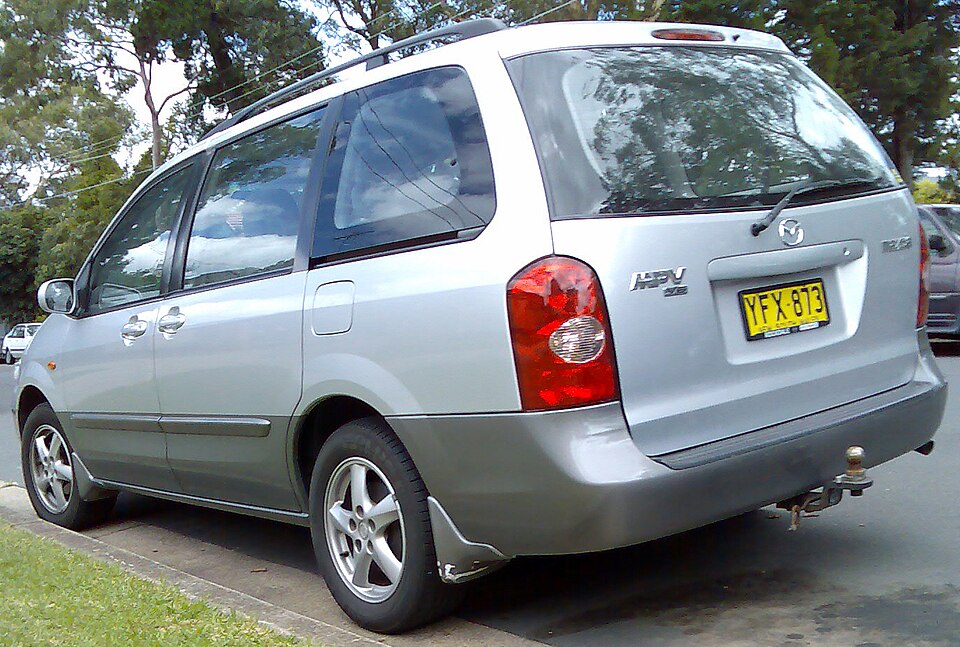Mazda MPV II
