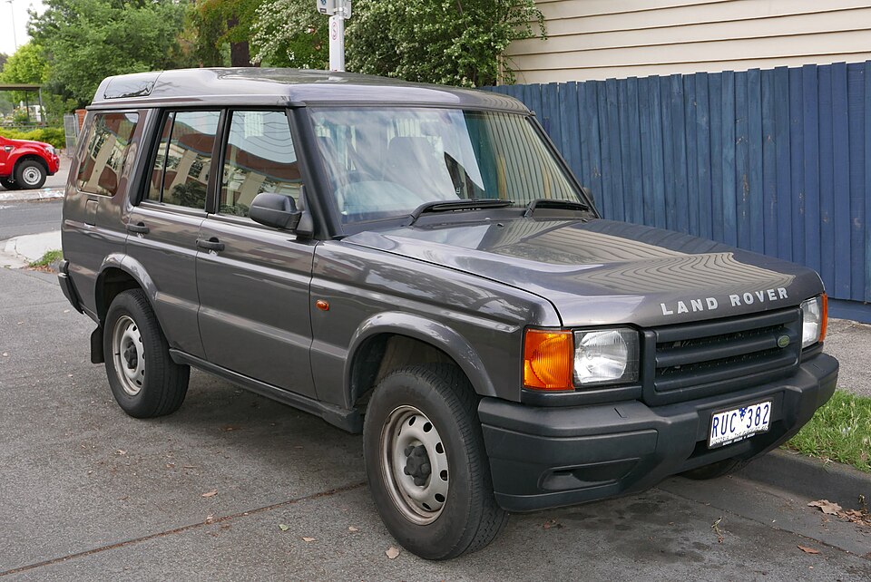 Land Rover Discovery II (L318)