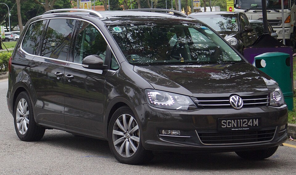 Volkswagen Sharan II (7N)