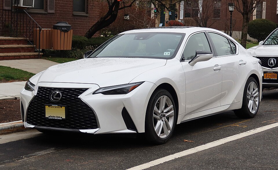 Lexus IS II