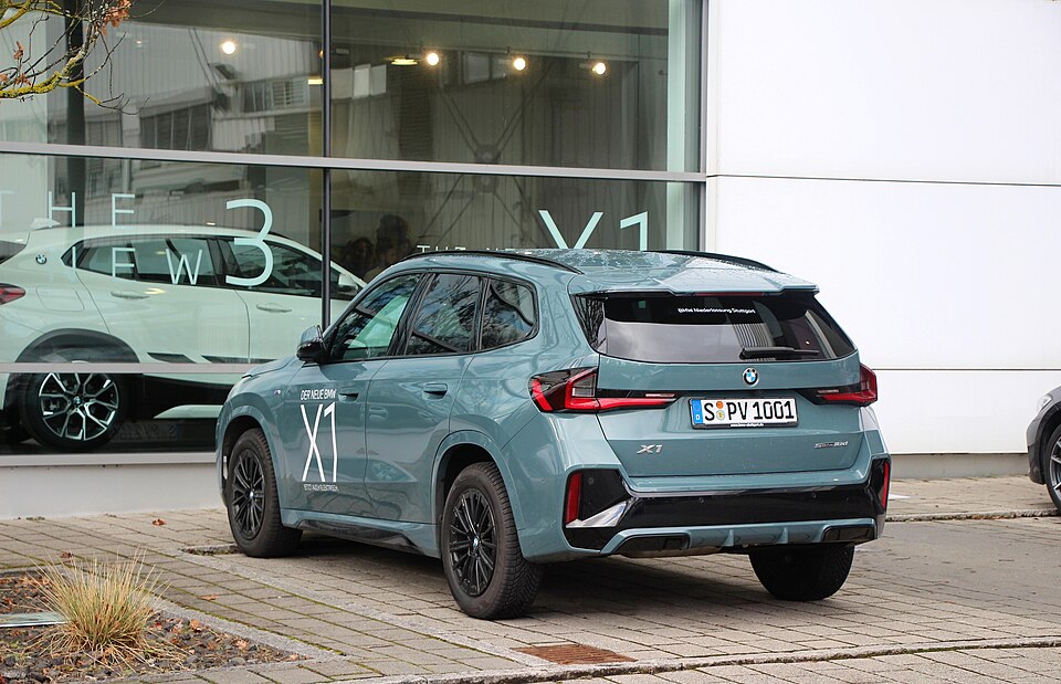 BMW X1 U11