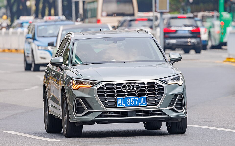 Audi Q3 83A