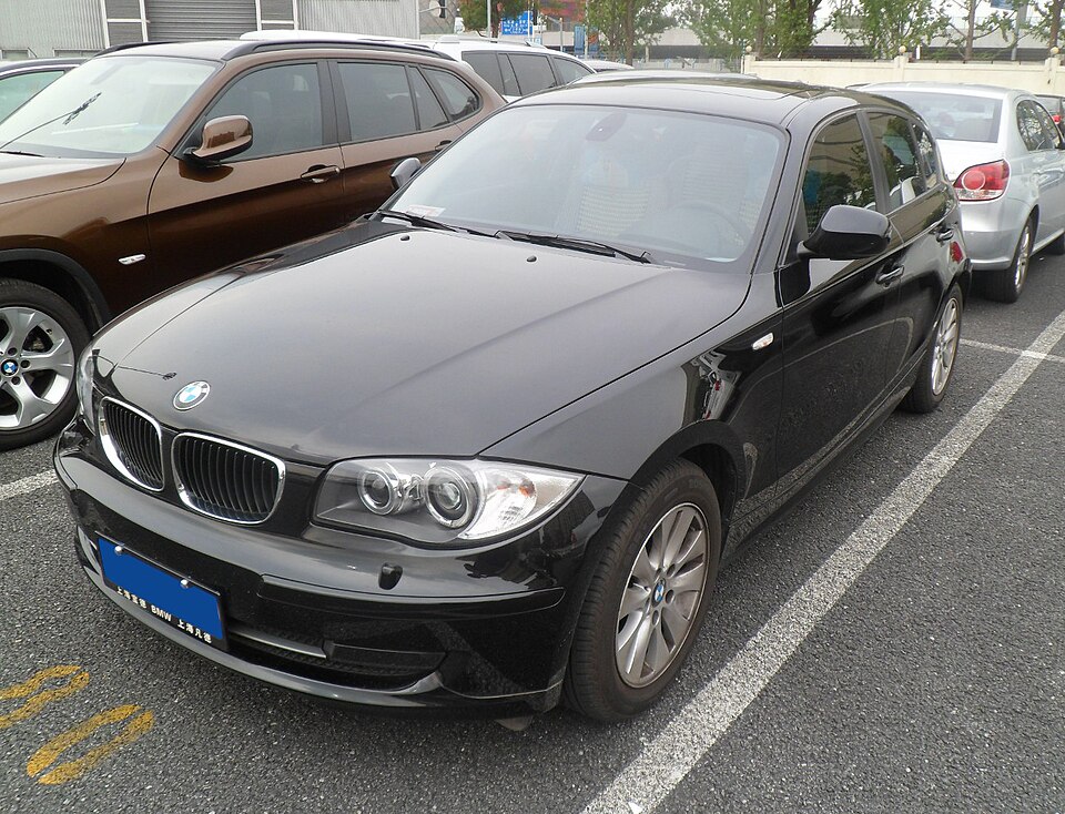 BMW 1 E87