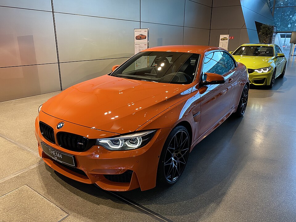 BMW 4 F83