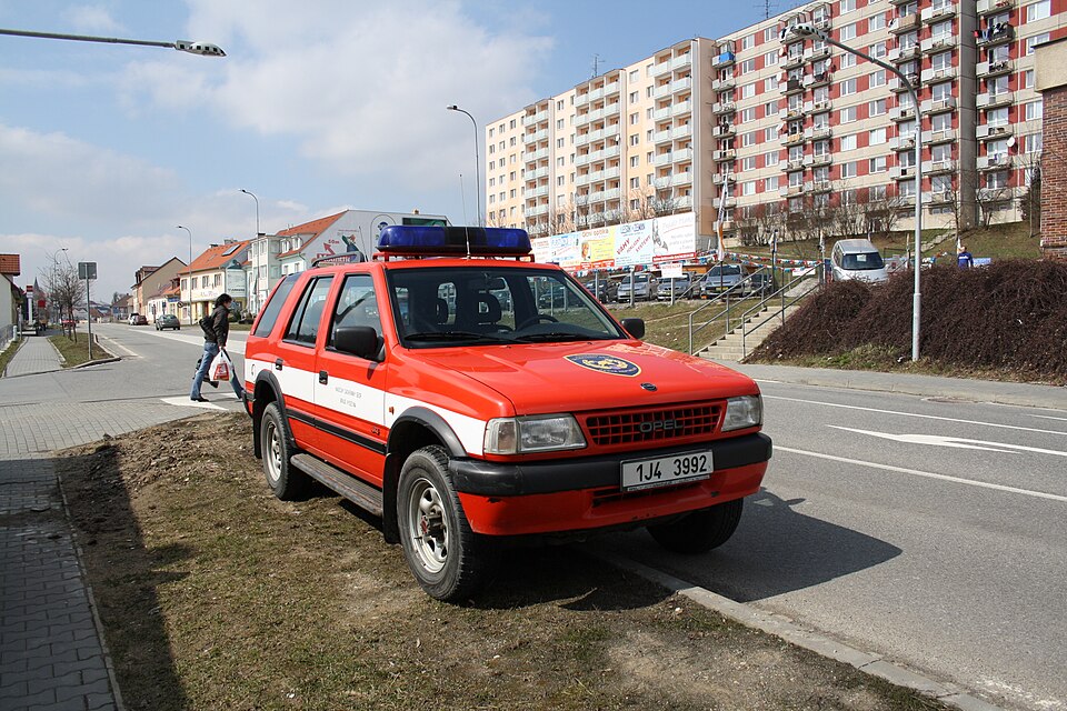Opel Frontera A