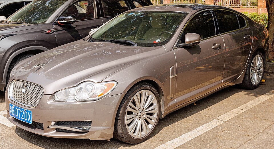 Jaguar XF X250