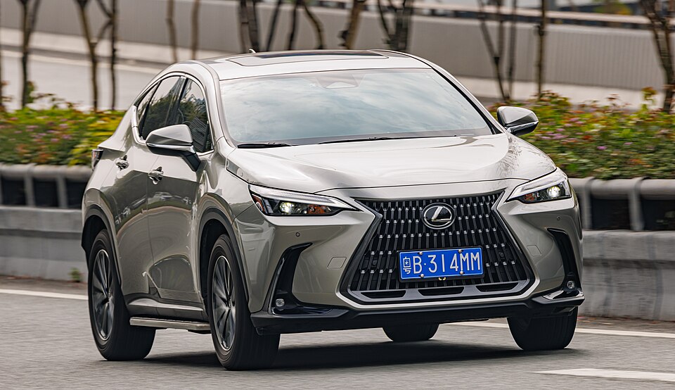 Lexus NX II