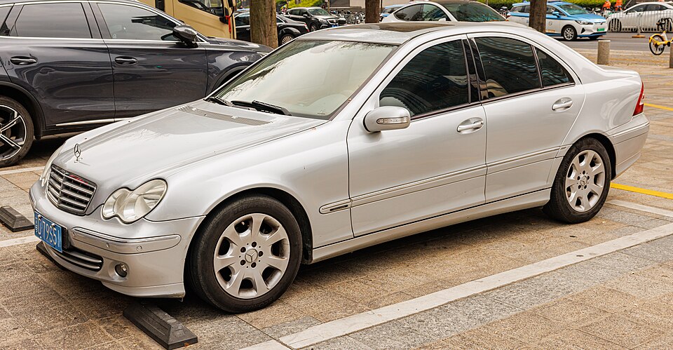 Mercedes-Benz C-CLASS W203