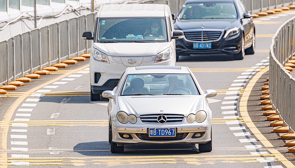 Mercedes-Benz CLK-Class C209