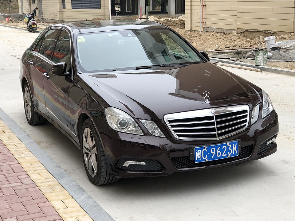 Mercedes-Benz E-Class W207