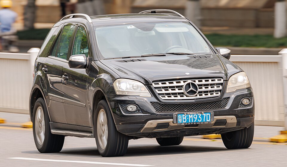 Mercedes-Benz ML-Class W164