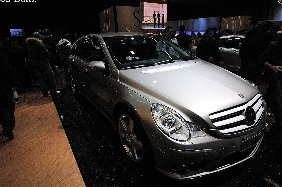 Mercedes-Benz R-Class W251