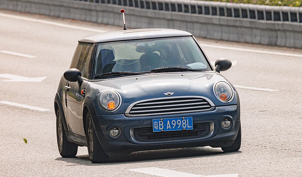 MINI COOPER R56