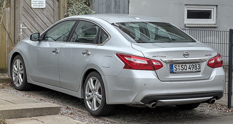 Nissan ALTIMA L33