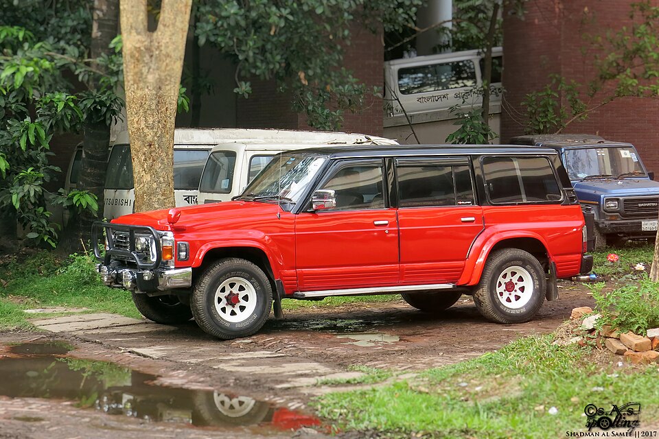 Nissan PATROL Y60