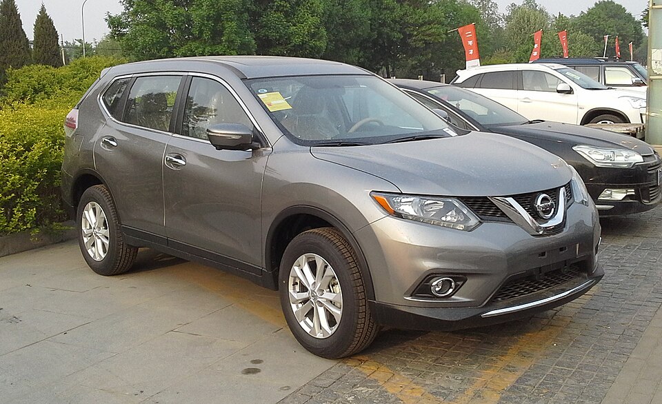 Nissan X-Trail III (T32)