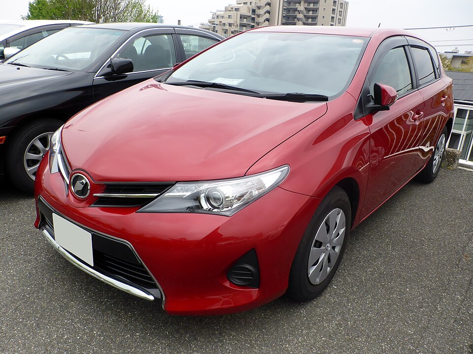 Toyota Auris E180