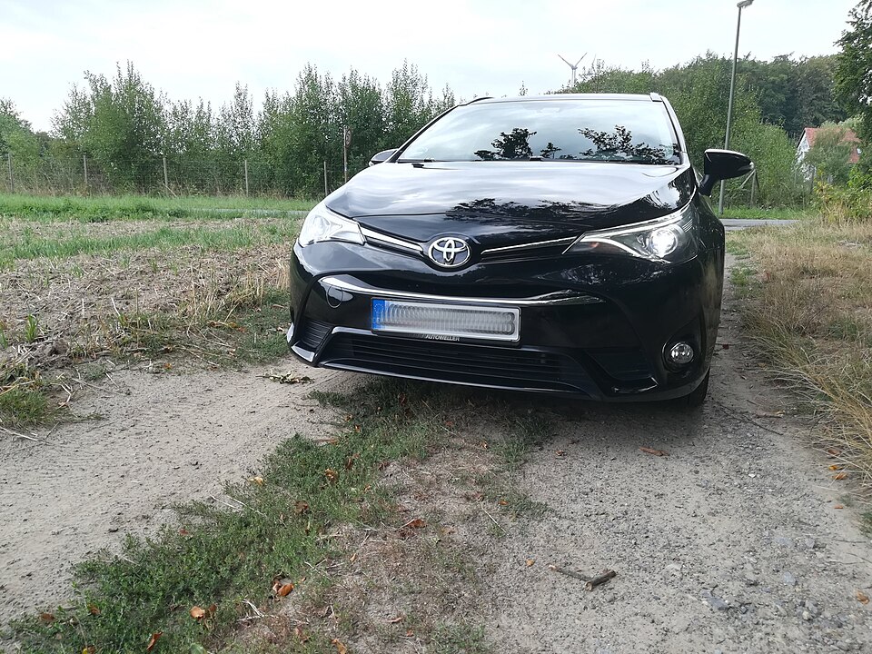Toyota AVENSIS T27