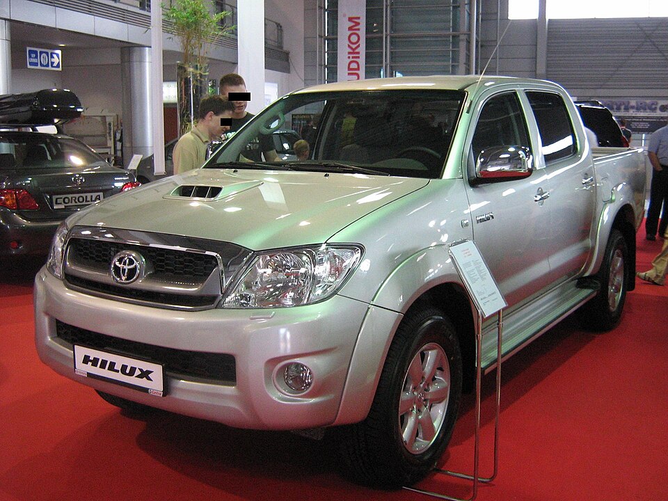Toyota Hilux VI